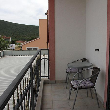 Apartmani Krka Rooms Lozovac Bilik gambar