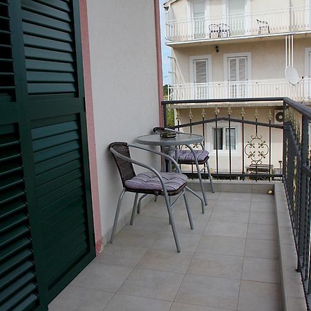 Apartmani Krka Rooms Lozovac Bilik gambar