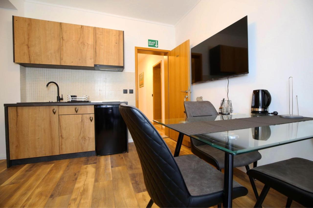 Apartmani Krka Rooms Lozovac Luaran gambar