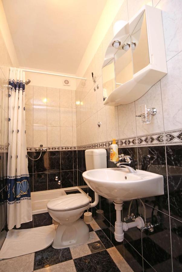 Apartmani Krka Rooms Lozovac Luaran gambar